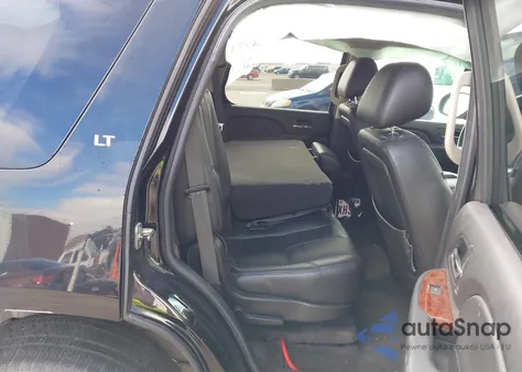 2010 Chevrolet Tahoe Lt z USA, uszkodzony, nr VIN 1GNMCBE33AR232104